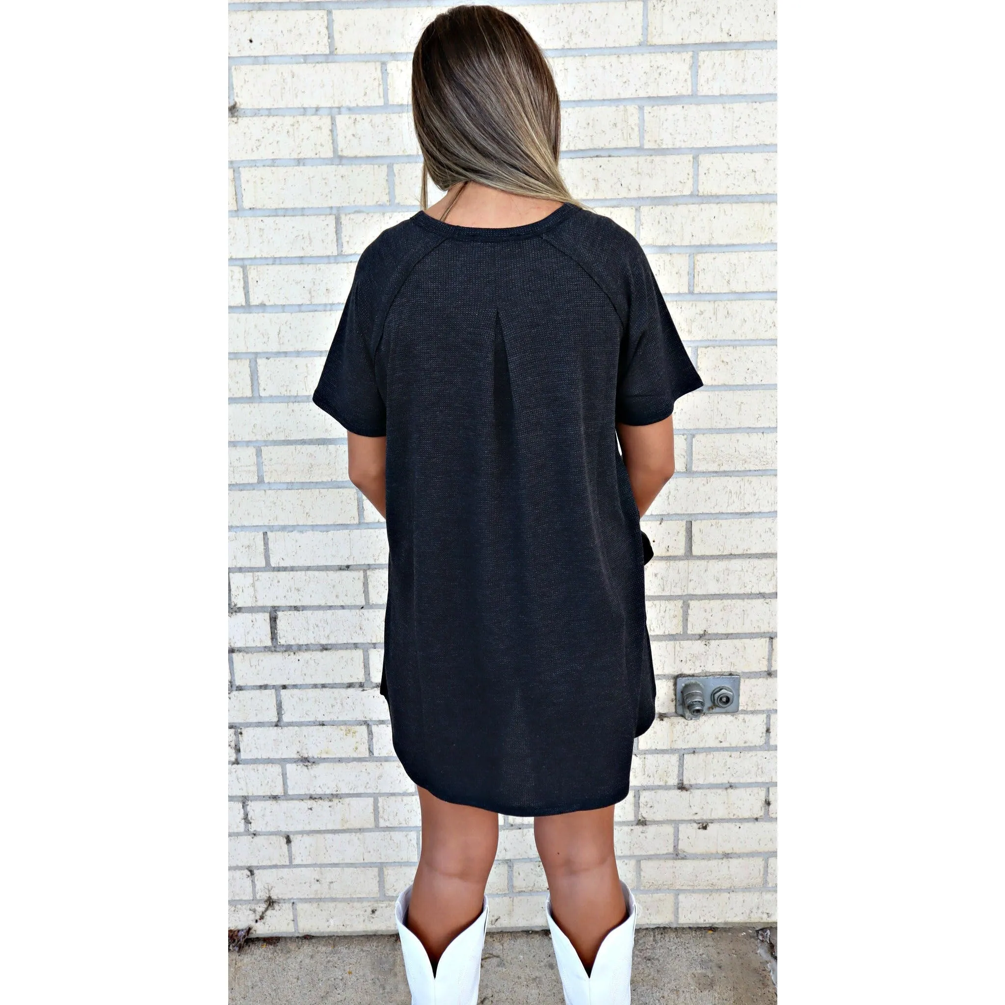 Black Waffle Soft Short Sleeve HI-LOW Top (regular and plus)