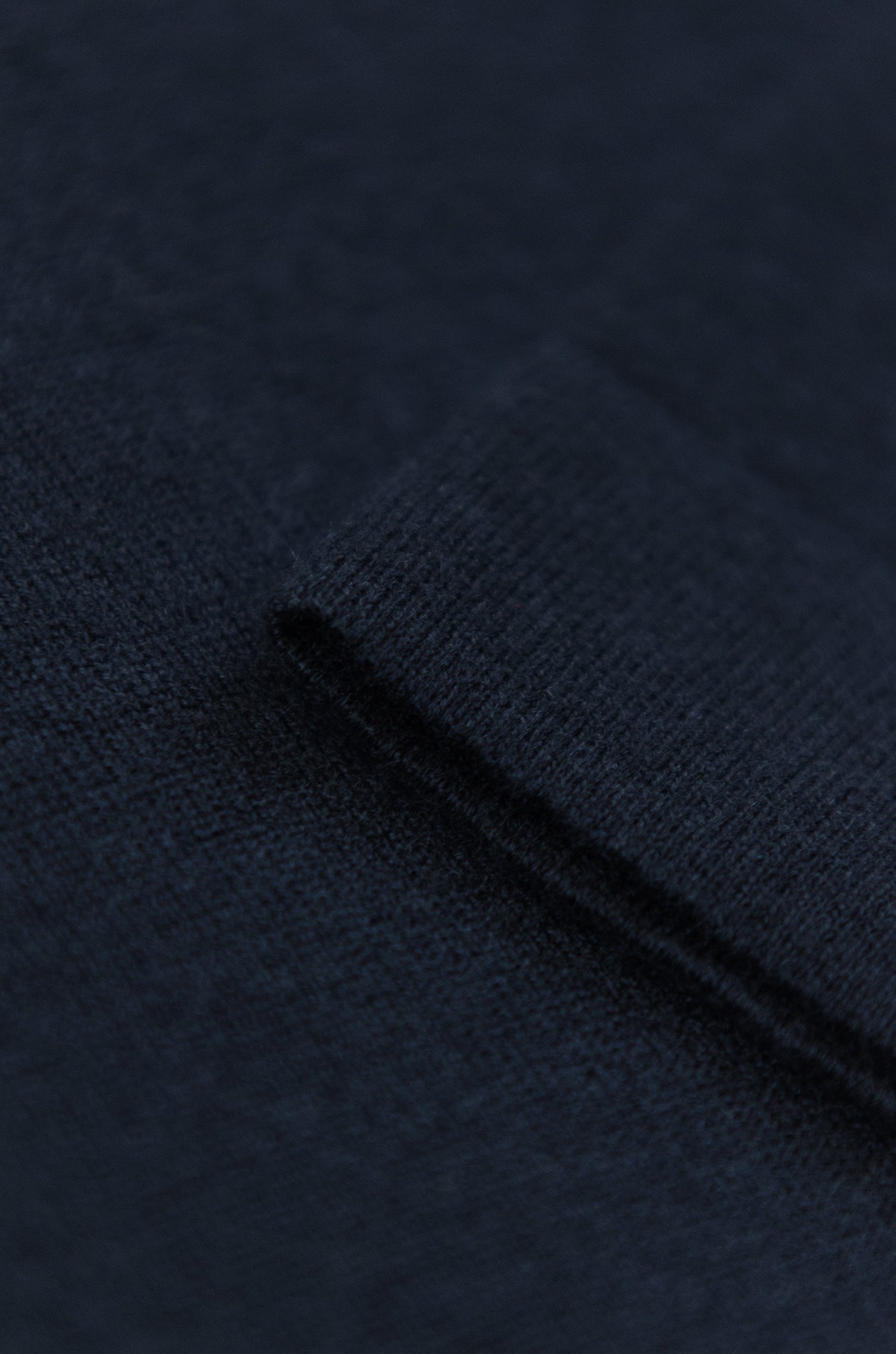 Dominic long sleeved knitted polo in high cashmere (Dark Blue)