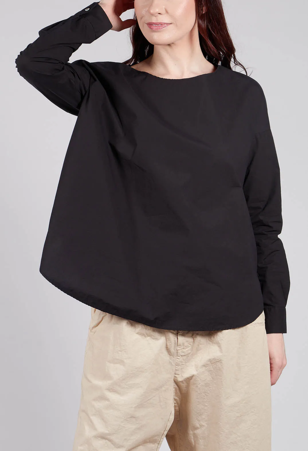 Long Sleeved T-Shirt in Black