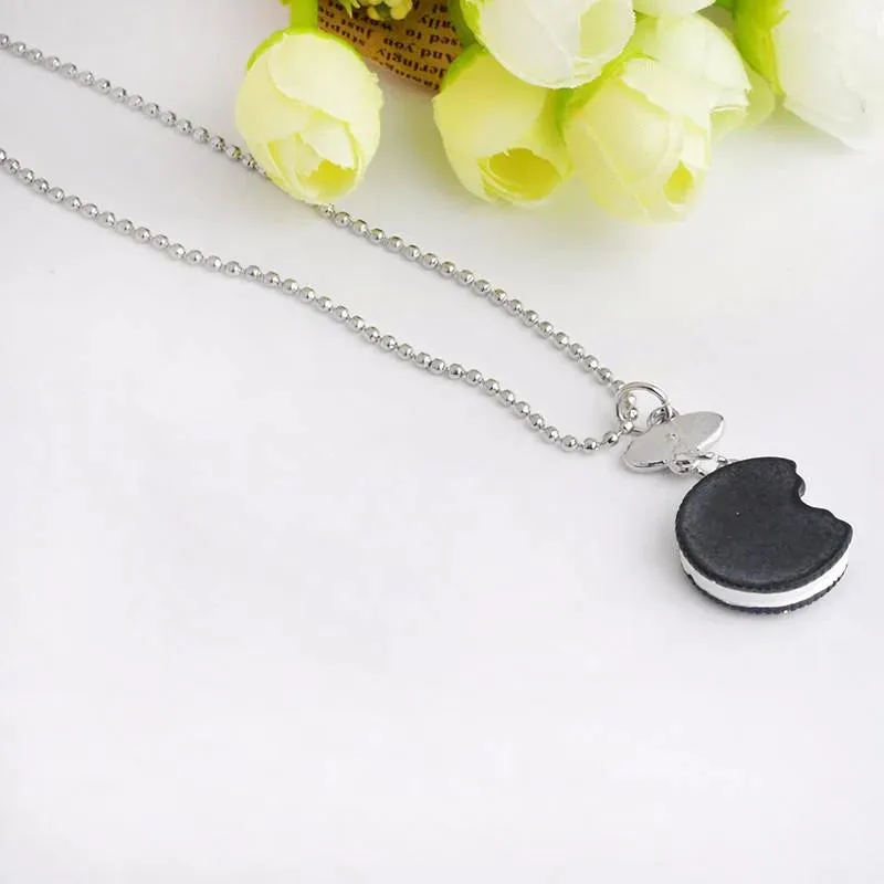 Unisex 2 Pieces Set of Mini Oreo Biscuits and Coffee Pendant Necklace